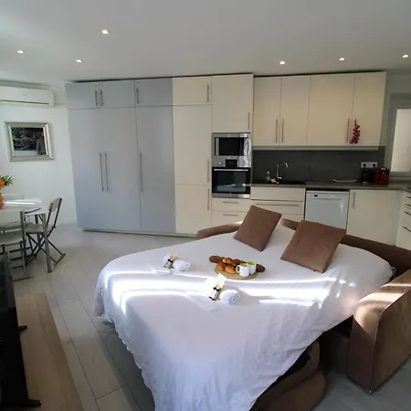 Le Clemenceau By Apirent #cosy #200m Des Plages #wifi Appartement